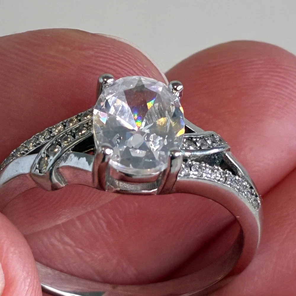 Vintage Ring Oval Cut Clear Stone Pavé Split Shank Silver Tone Size 10